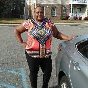 Meet your Posher, Vanessa